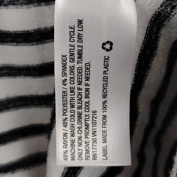 A New Day Hoodie Sweater Top Size Large Black and White Stripes Pullover - Picture 6 of 6